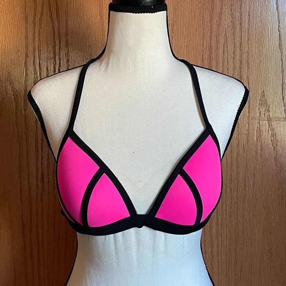 PINk by Victoria’s Secret, Black & Pink, Adjustable, Underwire, Swim Top.